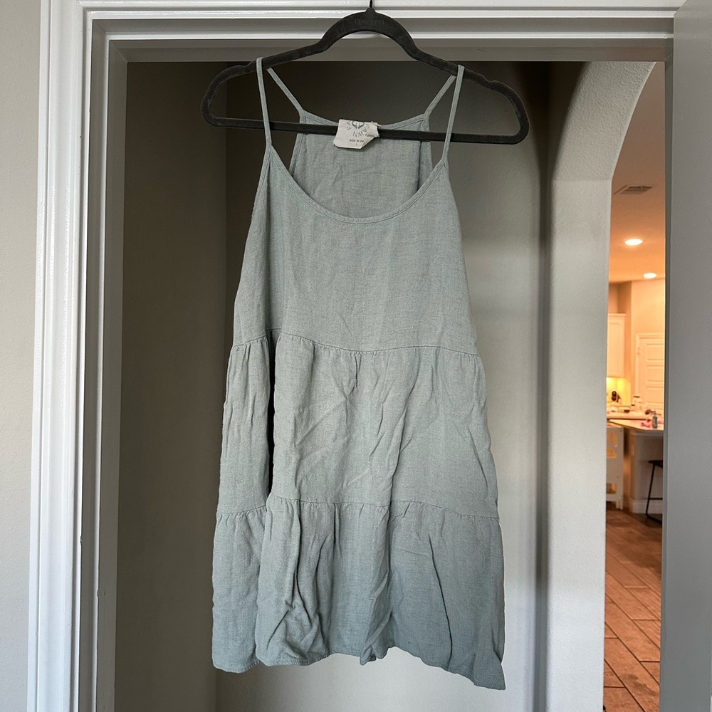 Women's Light Green Sleeveless Dress